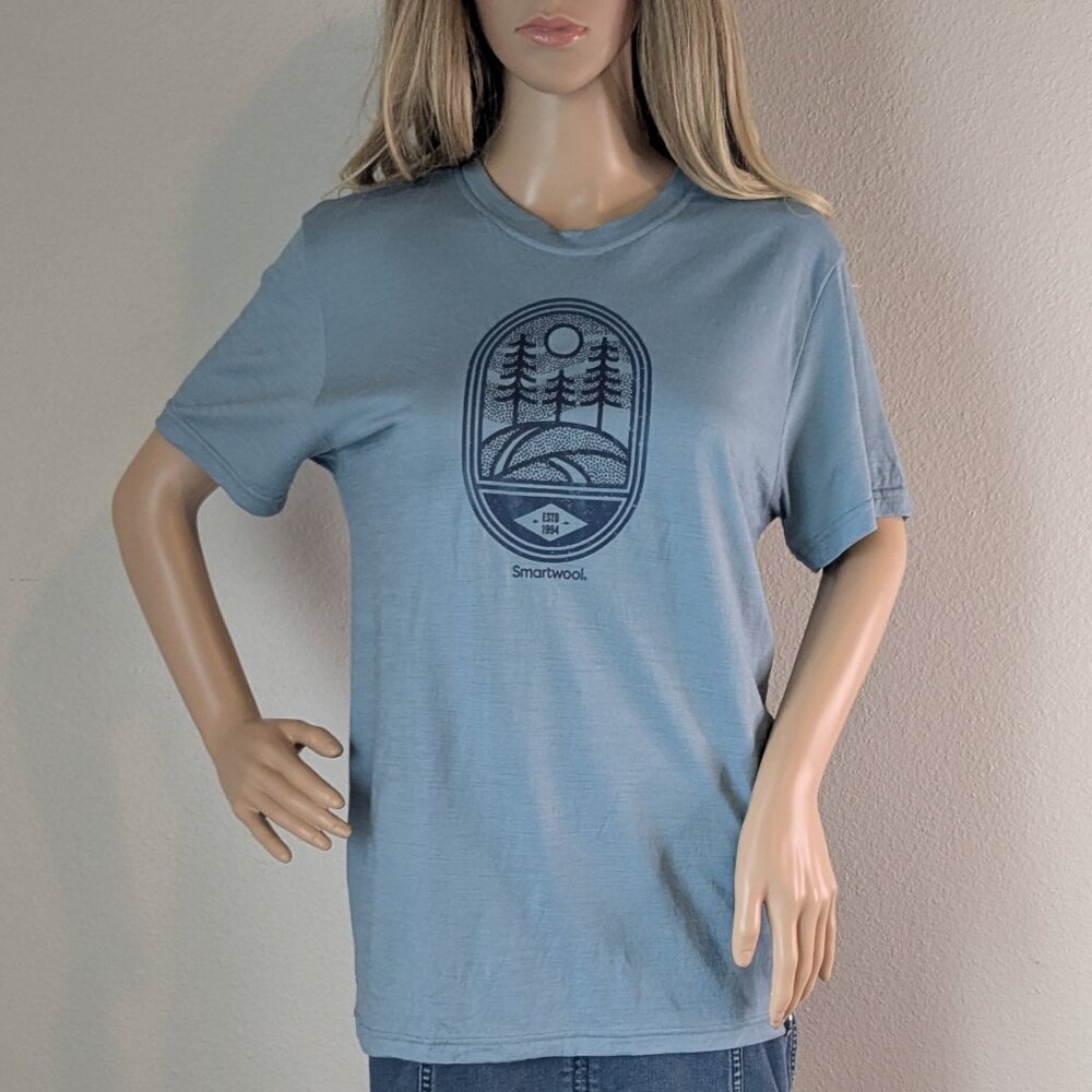 Smartwool T Shirt Unisex Size XS Green Graphic Hiking Mountain Merino Wool Tee